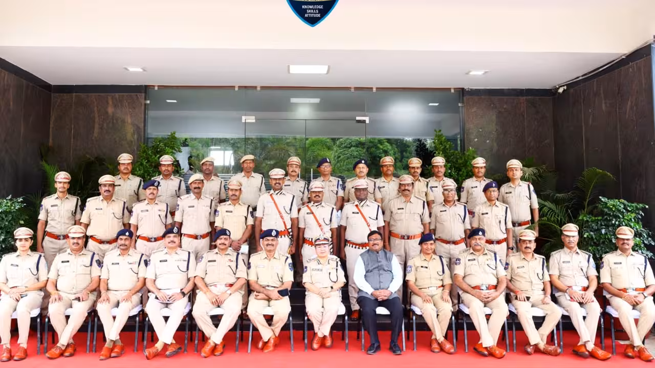 Road Safety | రోడ్డు భద్రతే ప్రధాన లక్ష్యం కావాలి.. కొత్త ఆర్టీఓలకు అభిలాష్ బిస్త్ పిలుపు
