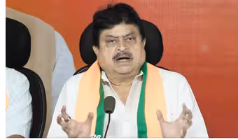 Ramchandar Rao | పేద‌ల‌కు వ‌చ్చేది 7 వేల ఇండ్లే.. అది క్యూరో పెయినో త‌ర్వాత తెలుస్త‌ది