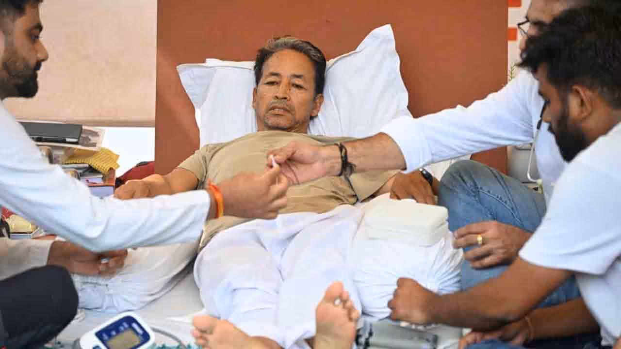 Sonam Wangchuk | రెండు రోజుల్లో చనిపోవచ్చు.. వాంగ్చుక్ను రక్షించండి.. ఢిల్లీ హైకోర్టులో పిల్ దాఖలు