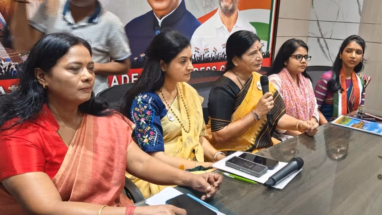 Alka Lamba | బీజేపీది.. చందా చోర్ సర్కార్.. మహిళా వ్యతిరేక సర్కార్