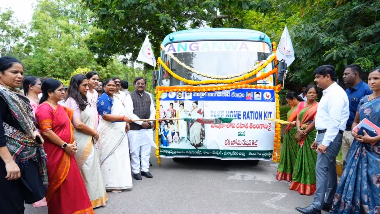 Seethakka | చిన్నారులున్న చోటుకే మొబైల్ అంగన్వాడి కేంద్రాలు
