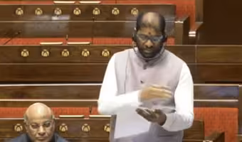 Vaddi Raju Ravichandra | రైతులు గంటలకొద్ది లైన్లలో నిలబడుతున్నరు.. యూరియా అందేలా తక్షణం చర్యలు తీసుకోండి