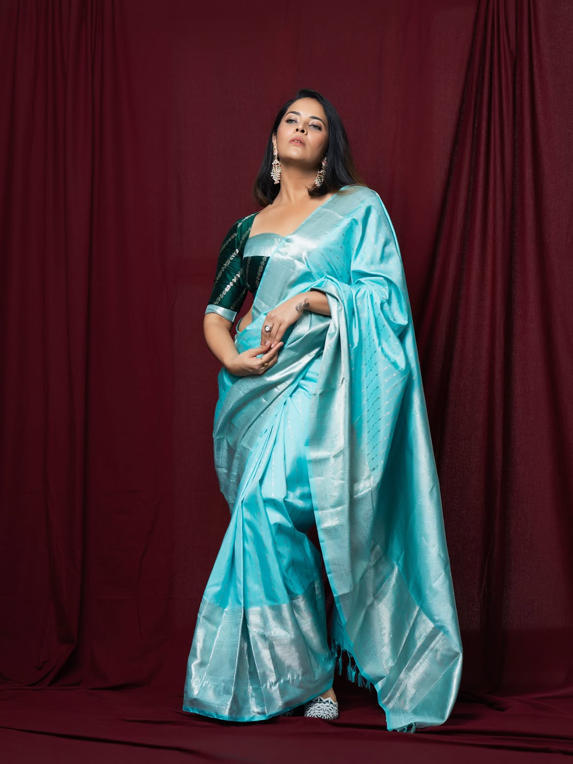 Anasuya | చీరలో రంగమ్మత్త అందాలు అదరహో - Image 8