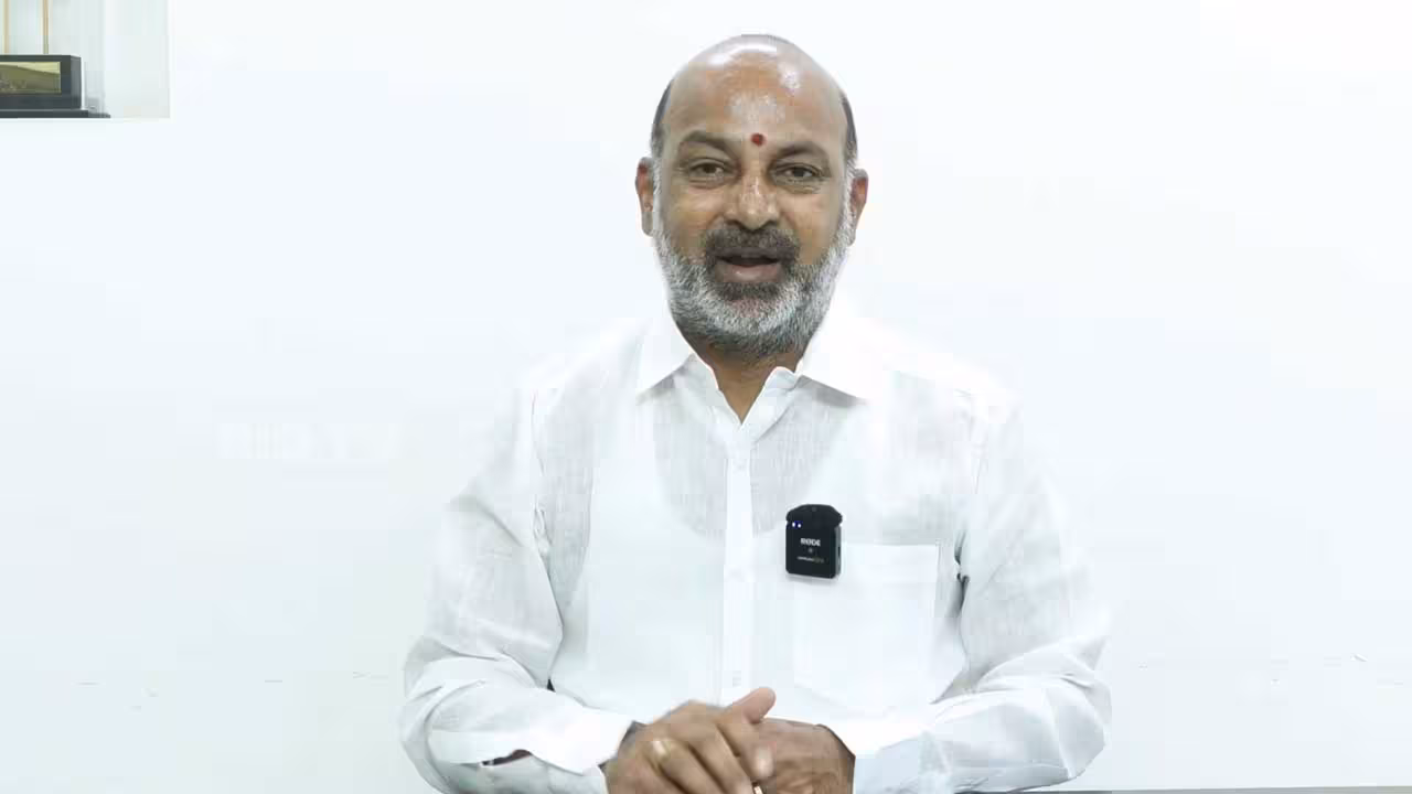Bandi Sanjay | కాంగ్రెస్, బీఆర్ఎస్లది ‘బిగ్ బాస్’ డ్రామా : కేంద్ర మంత్రి బండి సంజయ్