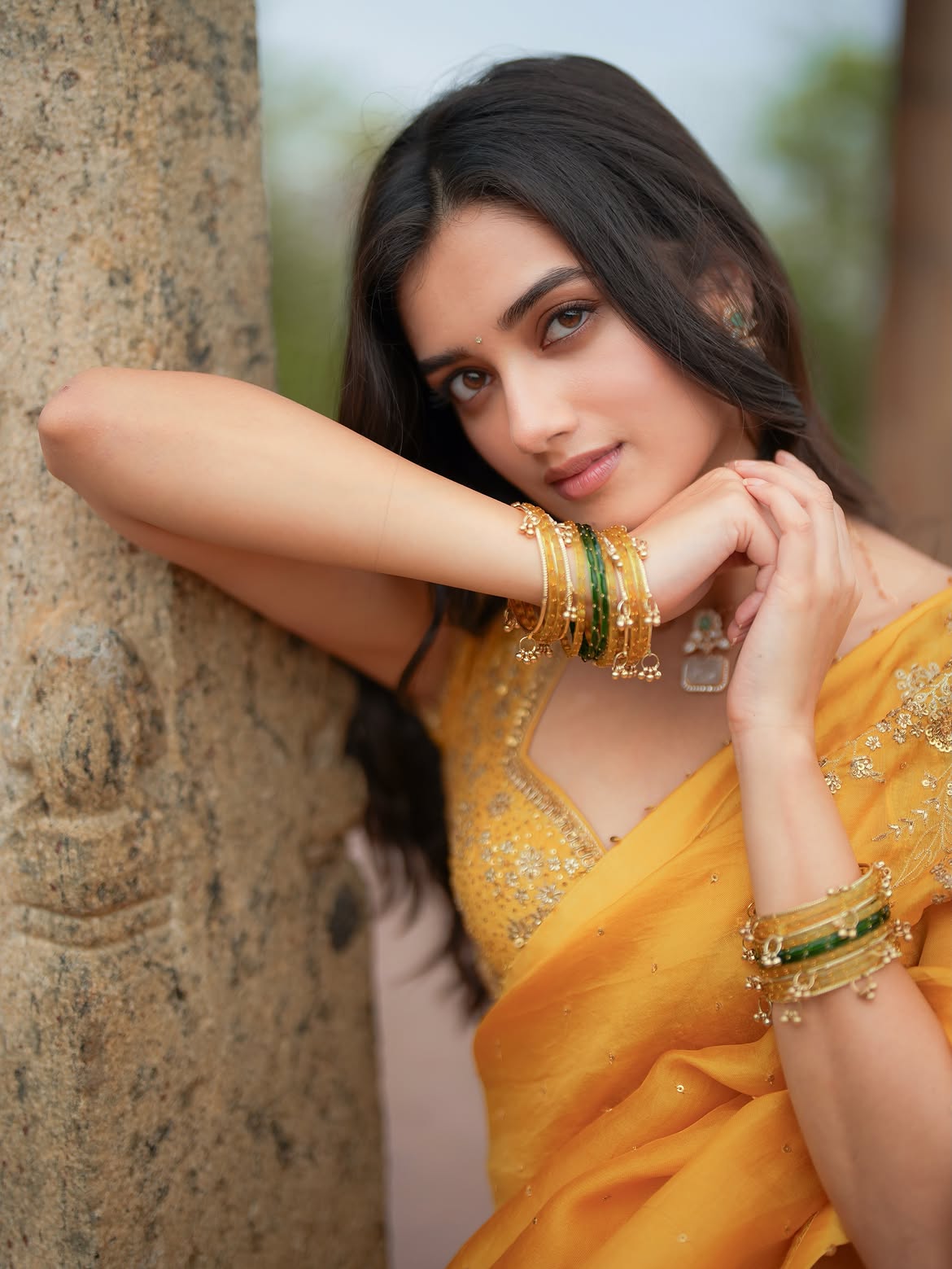 Bhagyashri Borse | లెనిన్ ప్రమోషన్స్లో చీరకట్టులో మెరిసిన భాగ్యశ్రీ బోర్సే - Image 3