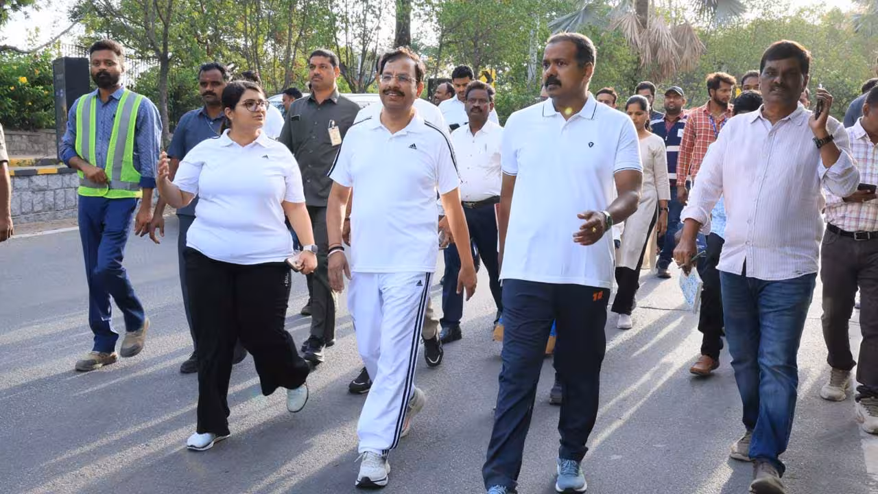 KBR Park | కేబీఆర్ పార్క్ చుట్టూ వన్ వే.. ట్రాఫిక్ నివారణే ధ్యేయం..