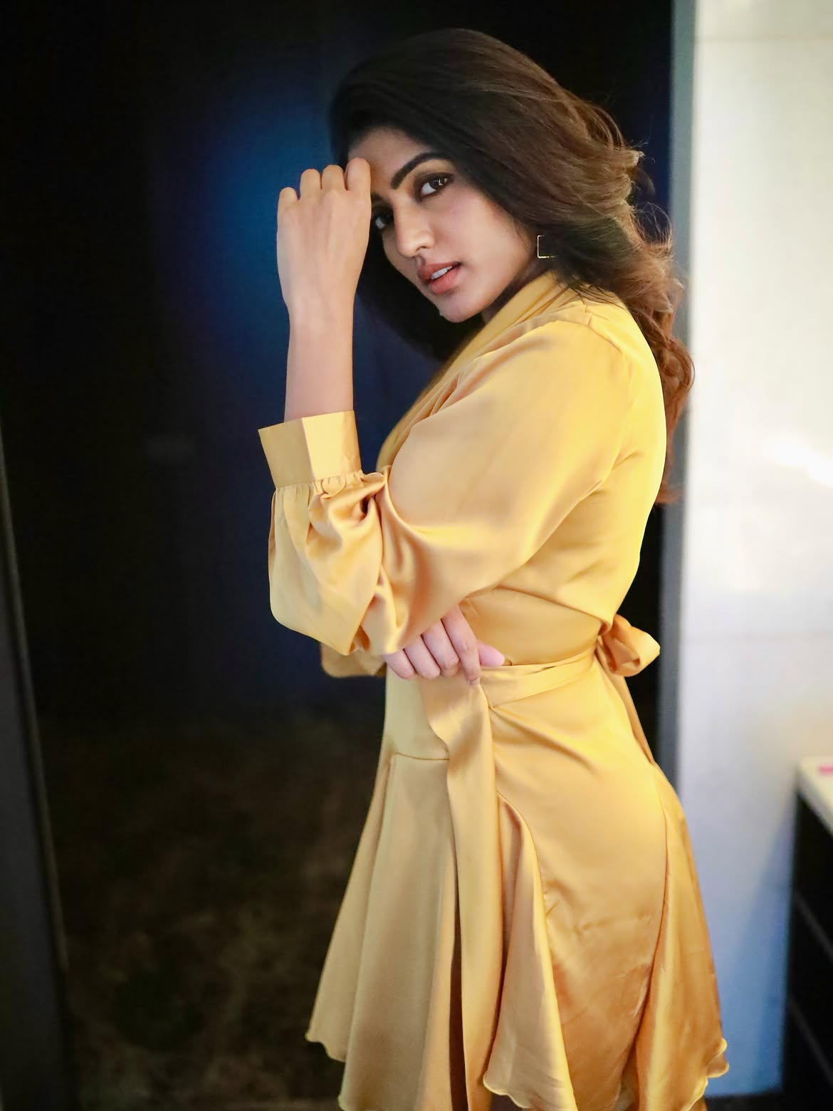 Eesha Rebba | బాత్ టబ్లో ఈషారెబ్బా – ఒంపుసొంపులతో మతిపోగొడుతోందిగా! - Image 7