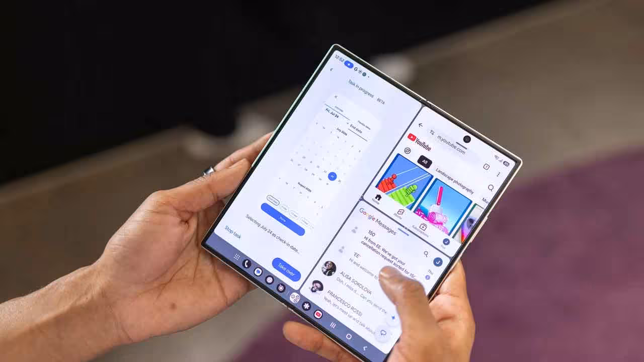 Samsung | శాంసంగ్ ఫోల్డబుల్ ఫోన్లకు భారీ డిమాండ్.. 72 గంటల్లోనే 2.71 లక్షల ప్రీ ఆర్డర్లు..
