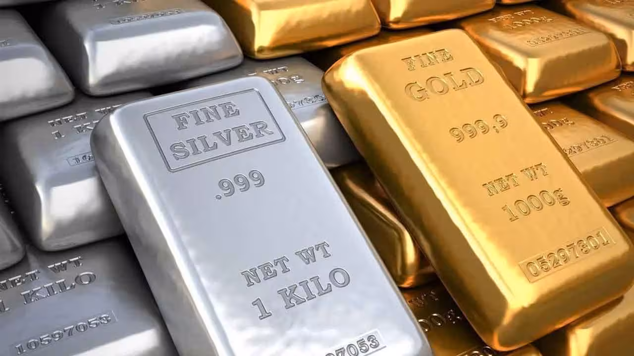 Gold And Silver Prices Today | స్వల్పంగా పెరిగిన బంగారం ధరలు.. పెట్టుబడిదారుల ఆసక్తి తగ్గుతుందా..?