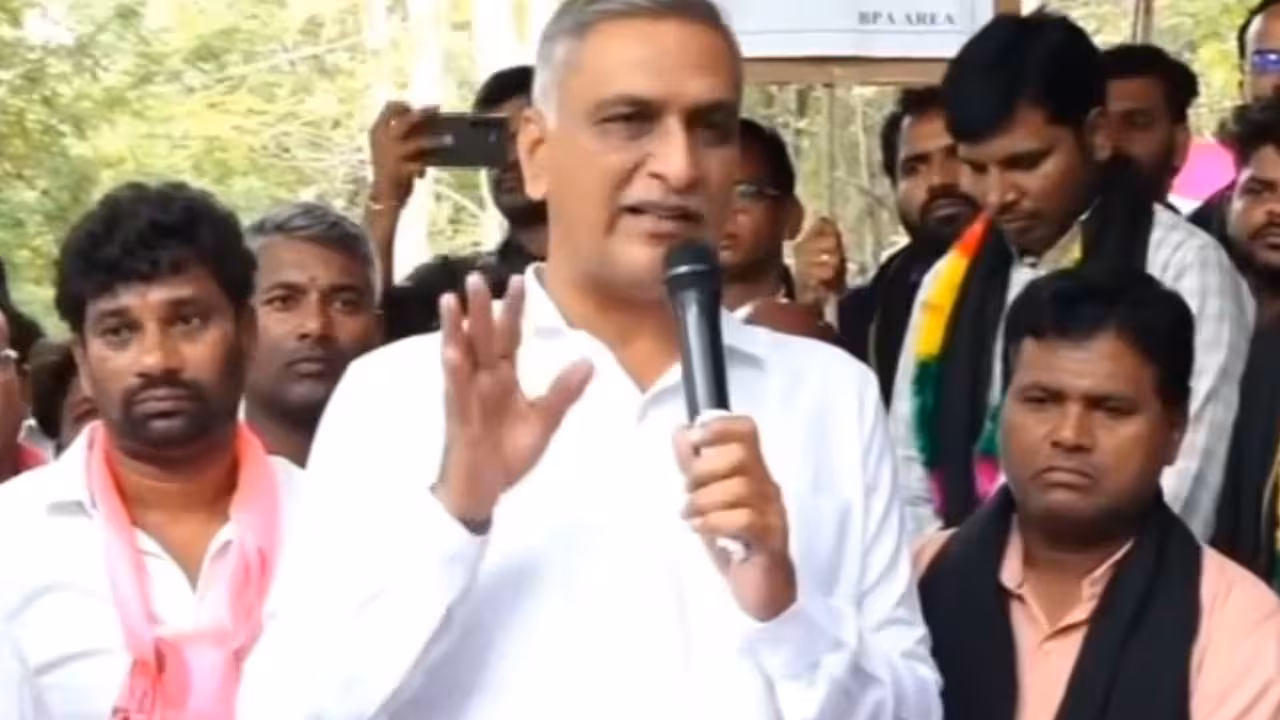 Harish Rao on Singareni Scams | సింగరేణిలో కాంగ్రెస్ వేల కోట్ల దోపిడీ.. రేవంత్ బామ్మర్దికే ఓబీ టెండర్లు: పీపీటీతో హరీష్ రావు సంచలన ప్రజెంటేషన్