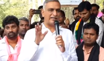 Harish Rao on Singareni Scams | సింగరేణిలో కాంగ్రెస్ వేల కోట్ల దోపిడీ.. రేవంత్ బామ్మర్దికే ఓబీ టెండర్లు: పీపీటీతో హరీష్ రావు సంచలన ప్రజెంటేషన్