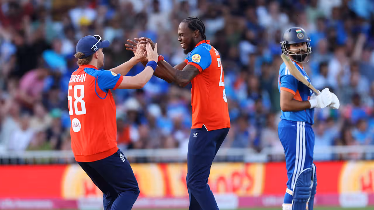 IND vs END T20 | చేతులెత్తేసిన బ్యాటర్లు.. మూడో టీ20లో భారత్కు ఘోర పరాభవం