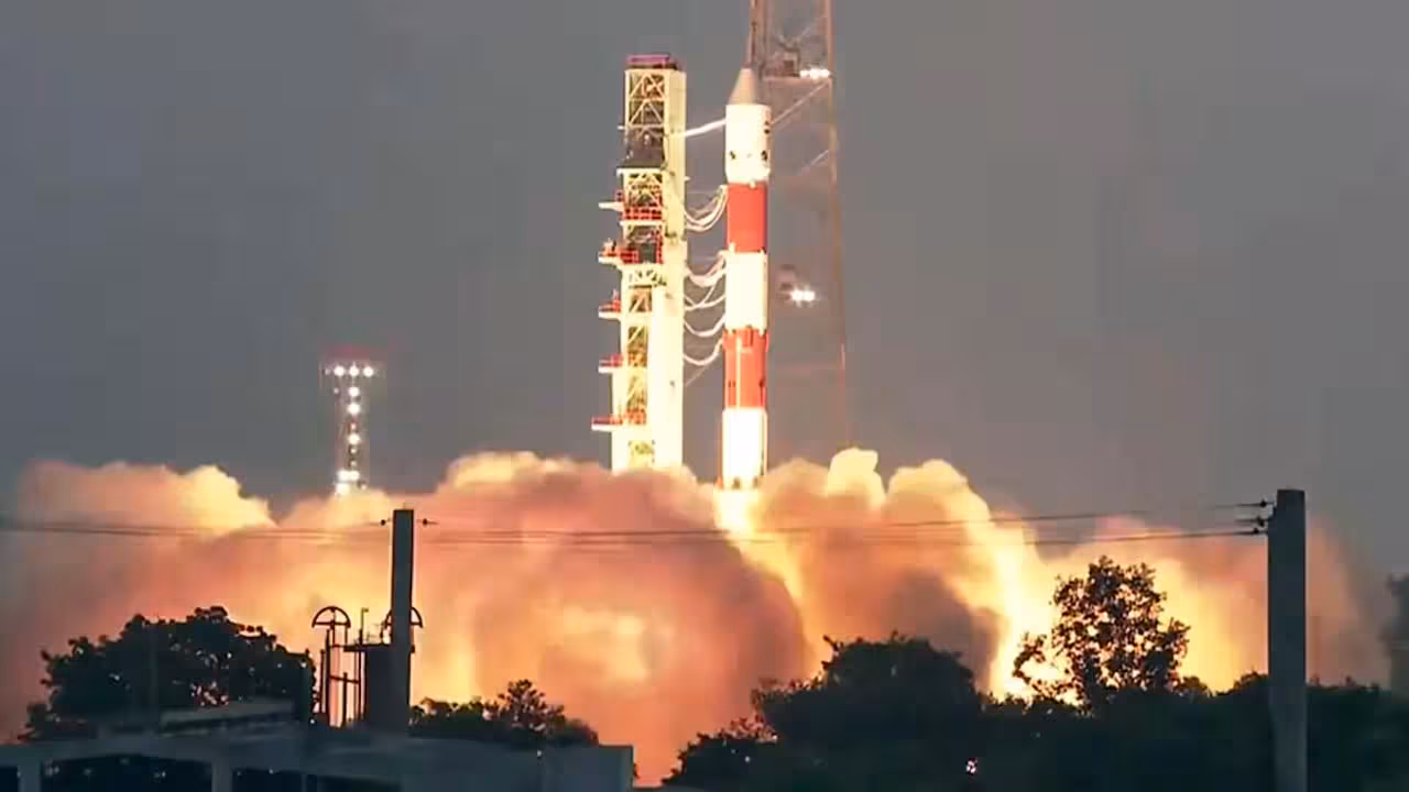 100+ ISRO Scientists Resign Centre Tightens Exit Rules Amid Exodus