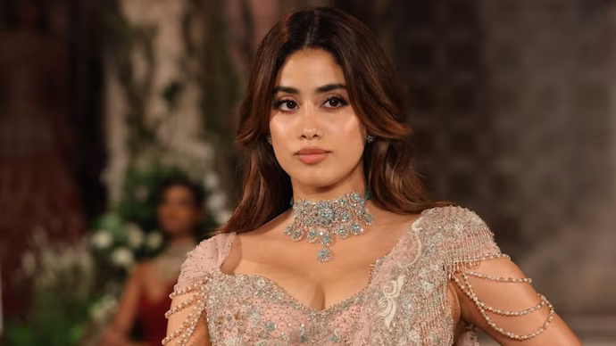 Janhvi Kapoor | హాలీవుడ్ రొమాంటిక్ మూవీ రీమేక్లో జాన్వీకపూర్ – అబ్బాయి ఆత్మ అందమైన అమ్మాయిలోకి ప్రవేశిస్తే!