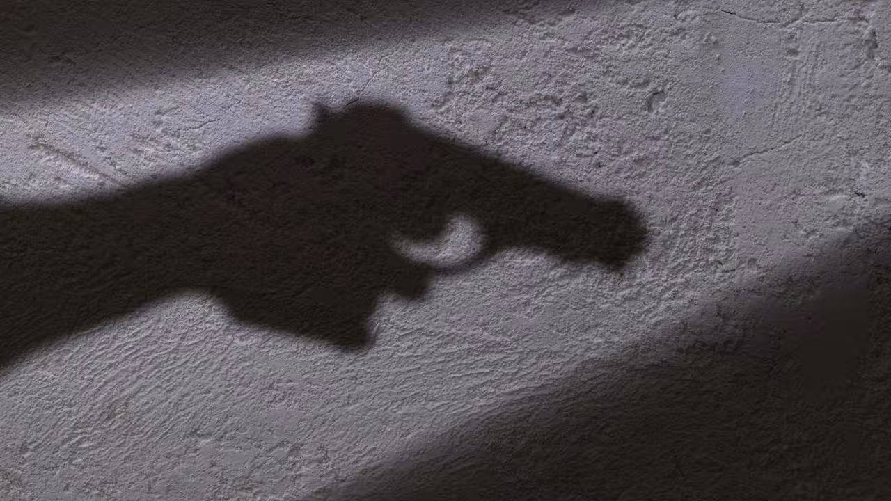 Karnataka Teenage Murder | ఇన్స్టాలో మరో అబ్బాయితో చాటింగ్ చేసిందని.. 16 ఏళ్ల ప్రియురాలిని తుపాకీతో కాల్చి చంపిన మైనర్!