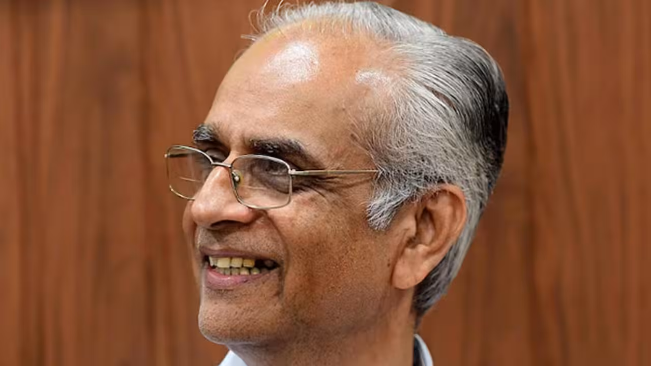 Sabarimala Chief Priest TDB Awaits High Court Nod for Rajeevaru's Son