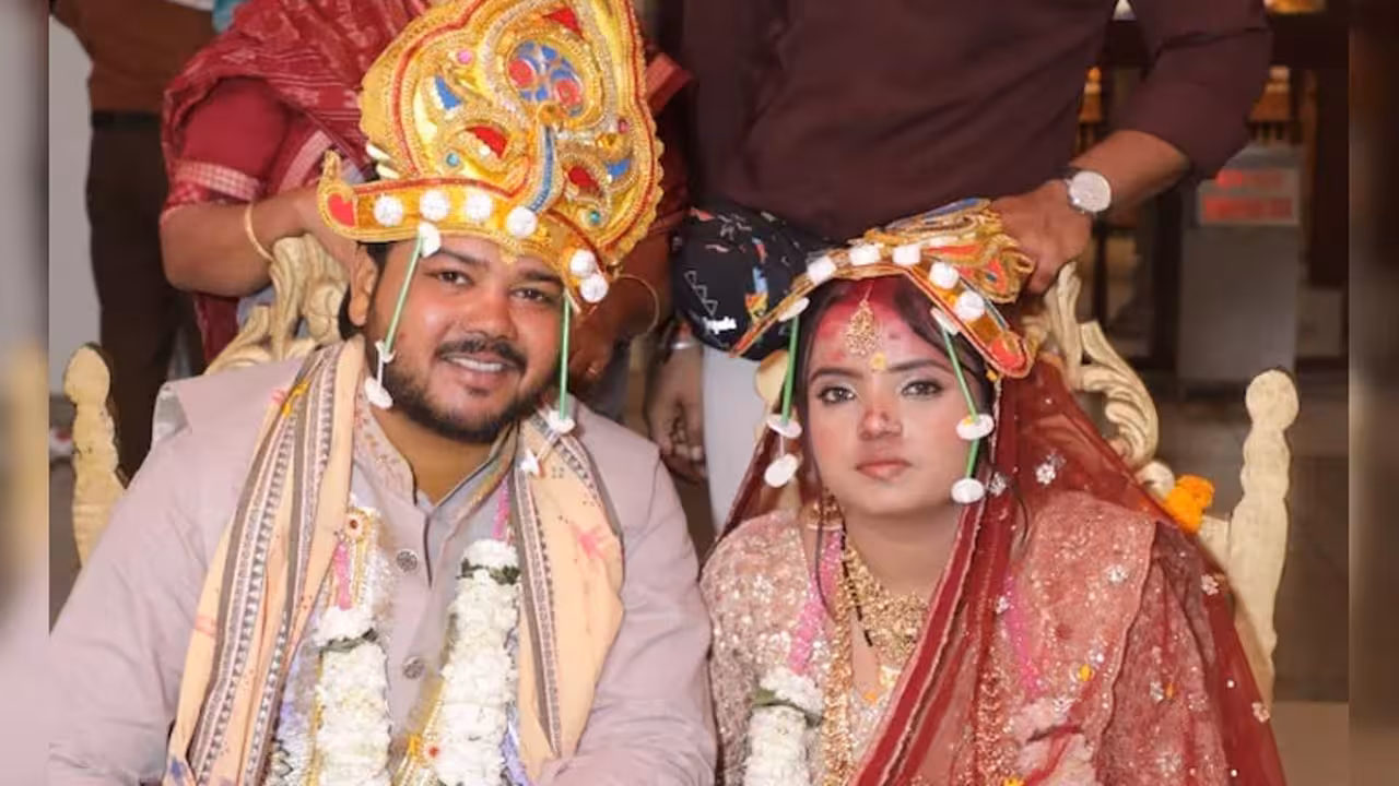 Delhi Newlywed Dies in Suspicious Fall Family Alleges Murder