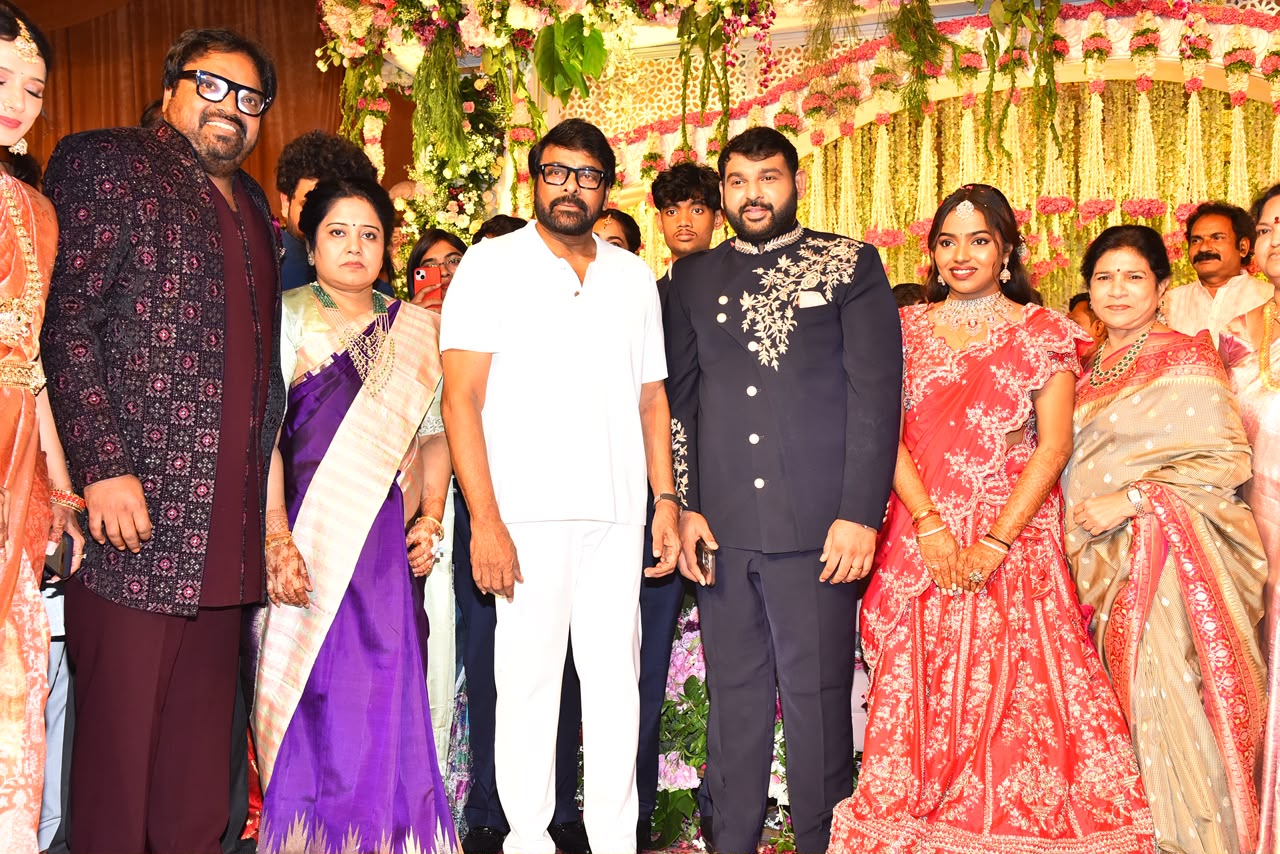 Tollywood | గ్రాండ్గా డైరెక్టర్ మెహర్ రమేష్ కూతురి పెళ్లి – హాజరైన పవన్ కళ్యాణ్, చిరంజీవి - Image 1