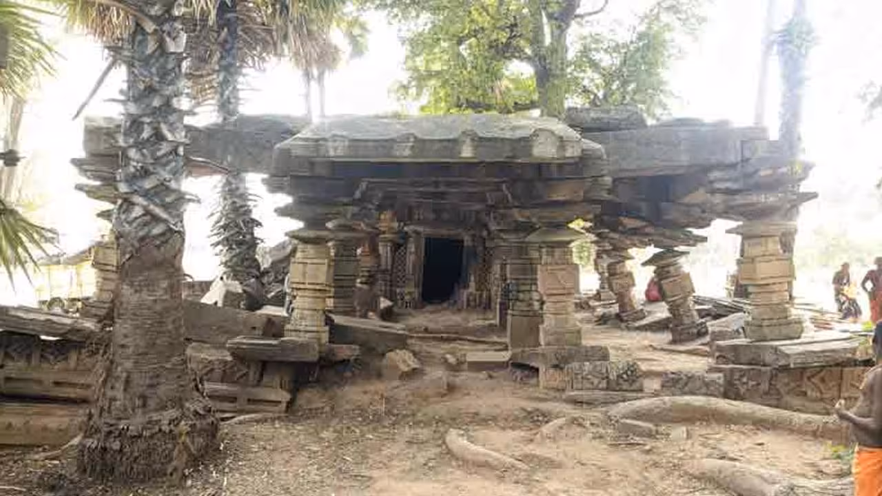 Palampet Shiva temple | రామప్ప చెంతనే ఉన్న కాకతీయ శివాలయానికి జాతీయ హోదా