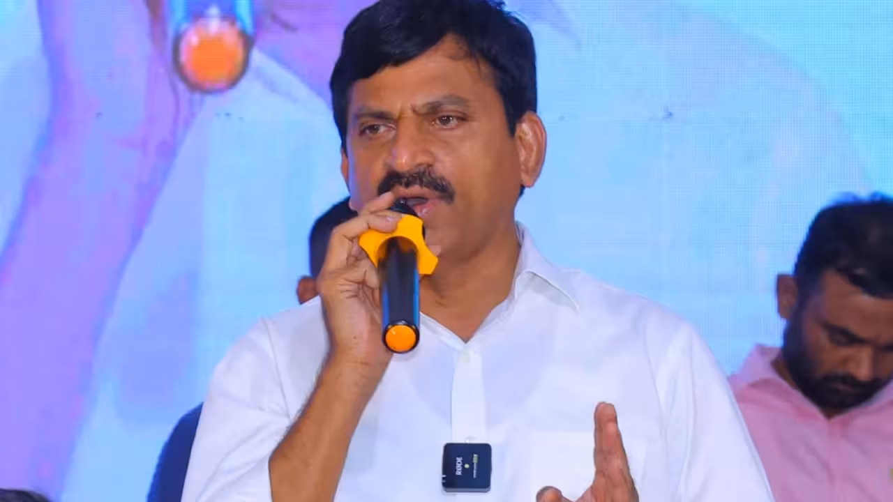 Ponguleti Srinivas Reddy | రెవెన్యూ, రిజిస్ట్రేషన్ ఆఫీసులకు కొత్త కళ.. రూ.360 కోట్లతో సర్కార్ భారీ ప్రణాళిక
