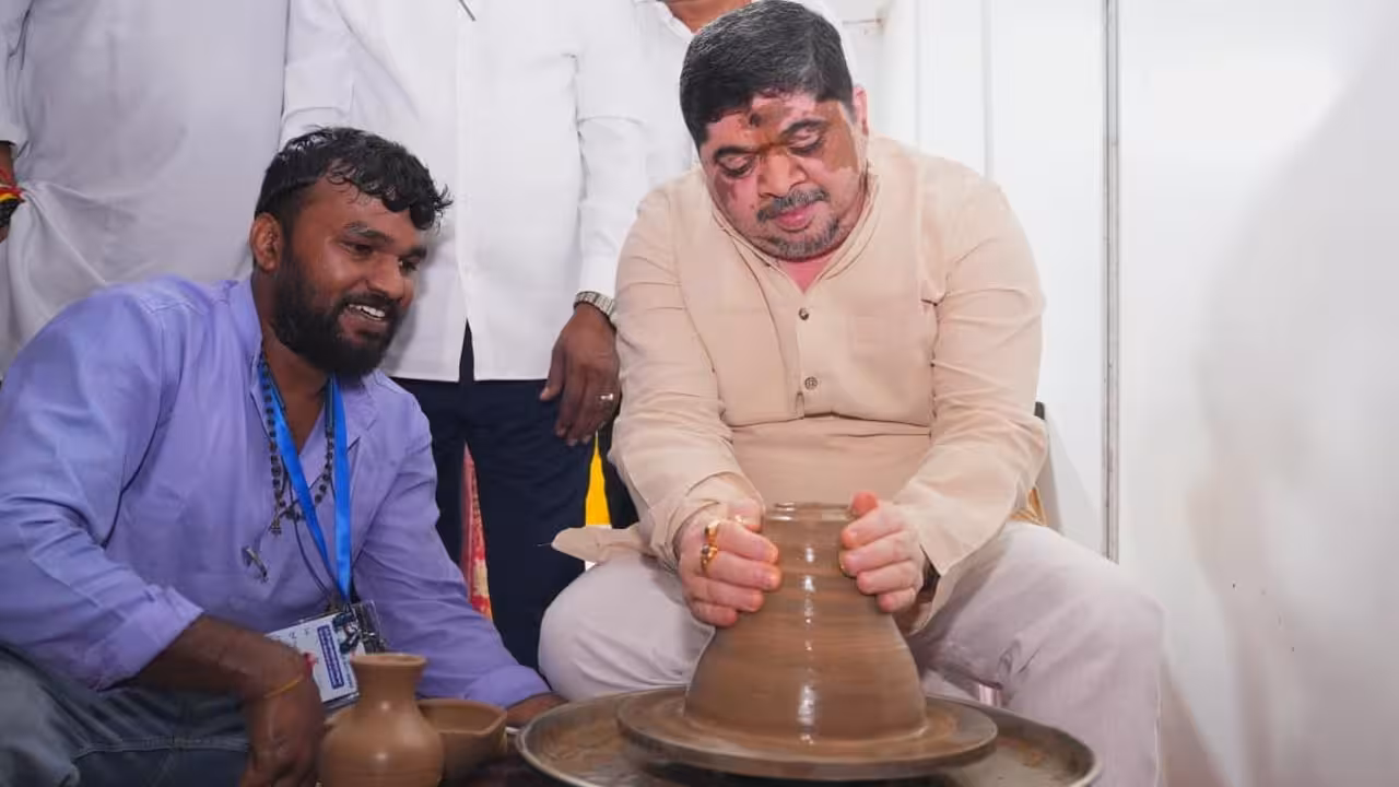 HMDA Grounds Artisan Mela | సండే స్పెషల్ ప్లాన్: హెచ్ఎండీఏ గ్రౌండ్స్లో ఎక్స్క్లూజివ్ ‘క్రాఫ్ట్స్ మేళా’.. స్పెషాలిటీ ఏంటంటే?