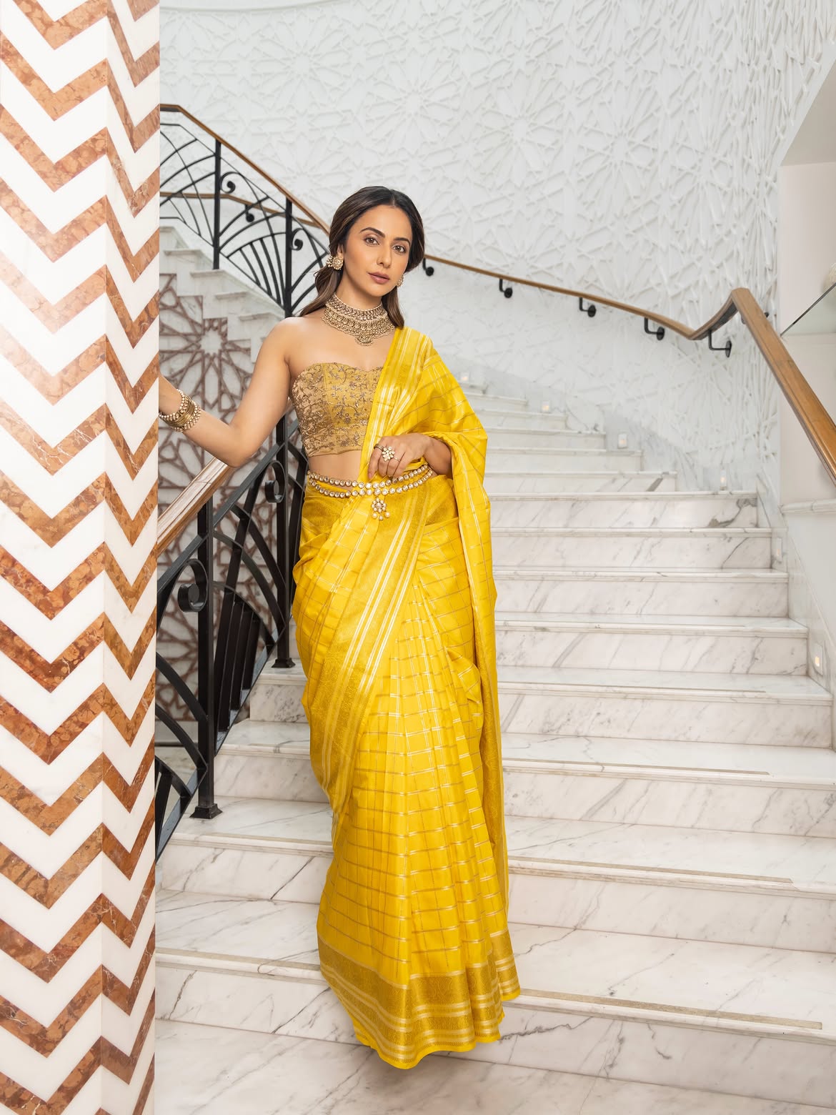 దాదాపు నాలుగు వేల కోట్ల బడ్జెట్ రెండు పార్ట్లుగా రామాయణ మూవీ రూపొందుతోంది.
