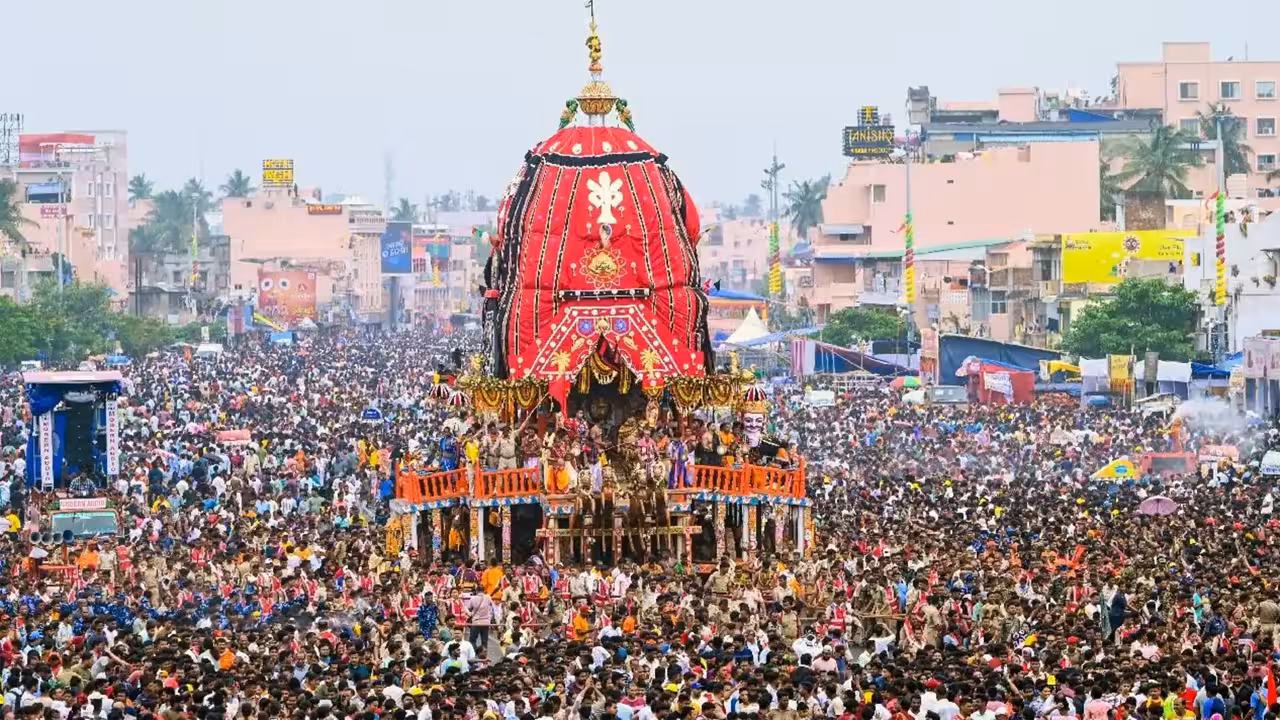 ISKCON vs Puri Temple | ఇస్కాన్ వర్సెస్ పూరీ శ్రీమందిరం: విదేశాల్లో జగన్నాథుని రథయాత్ర తేదీలపై ఎందుకీ వివాదం?
