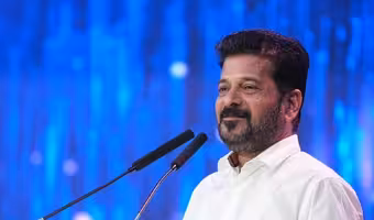 Revanth Reddy Kaleshwaram | ఎలాంటి భూ పరీక్ష చేయకుండా ఇసుకపై బ్యారేజీలు నిర్మిస్తే ఇలాగే ఉంటది