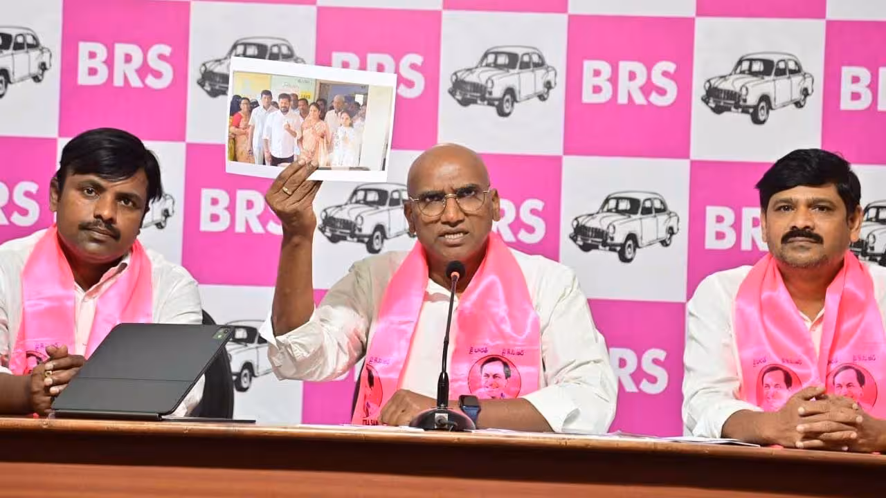 RS Praveen Kumar | రేవంత్కు రెండు చోట్ల ఓటు.. ఏడాది పాటు జైలుకు పంపాల్సిందే : ఆర్ఎస్పీ