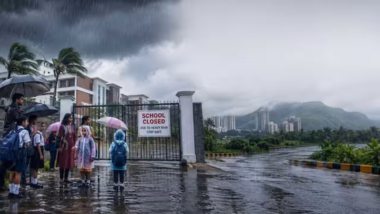 Heavy Rains | భారీ వర్షాలు.. నిర్మల్ జిల్లాలో పాఠశాలలకు సెలవు