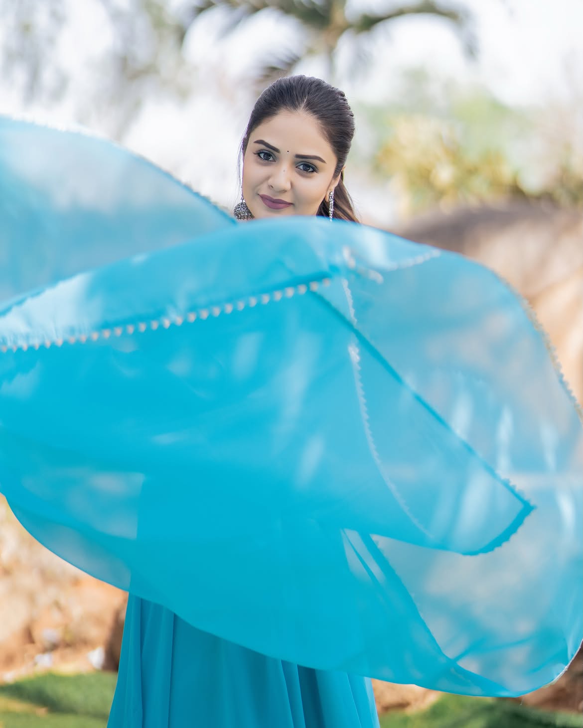Sreemukhi | శ్రీముఖి క్యూట్ ఫొటోలపై ఓ లుక్కేయండి! - Image 3