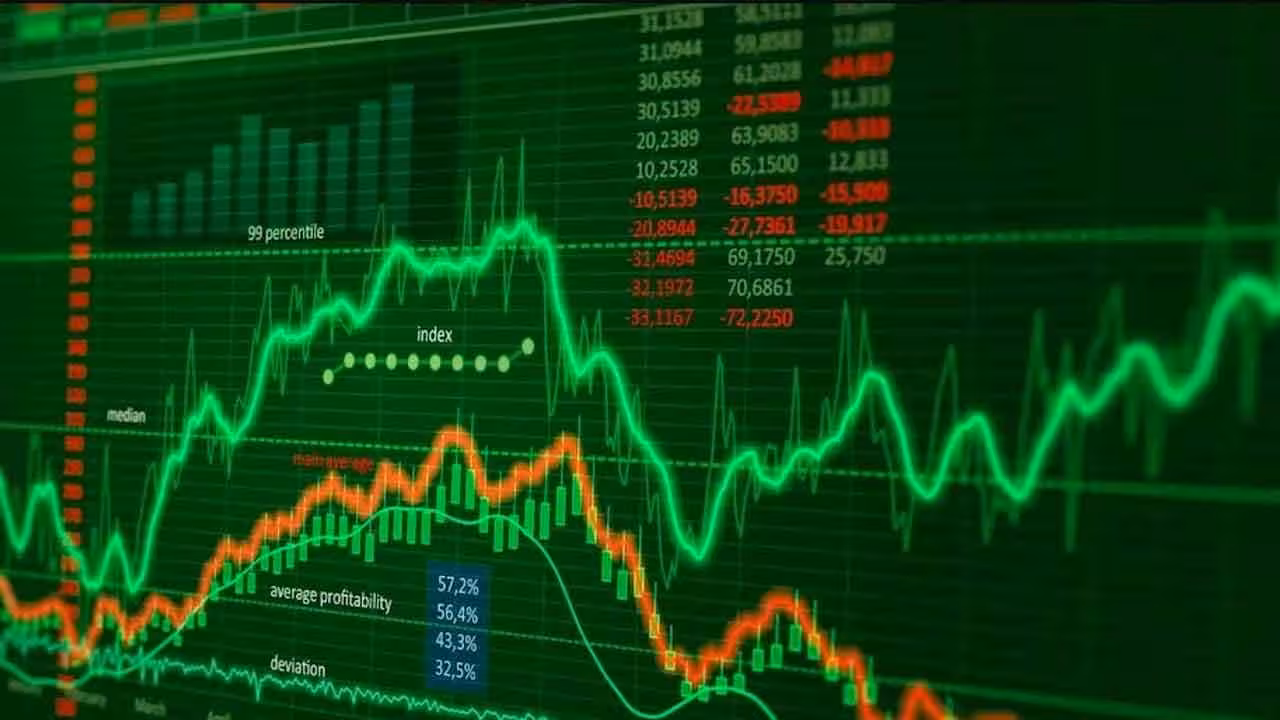 Stock Markets | ఫ్లాట్గా ట్రేడవుతున్న సూచీలు.. పెట్టుబడిదారుల్లో మొదలైన టెన్షన్..