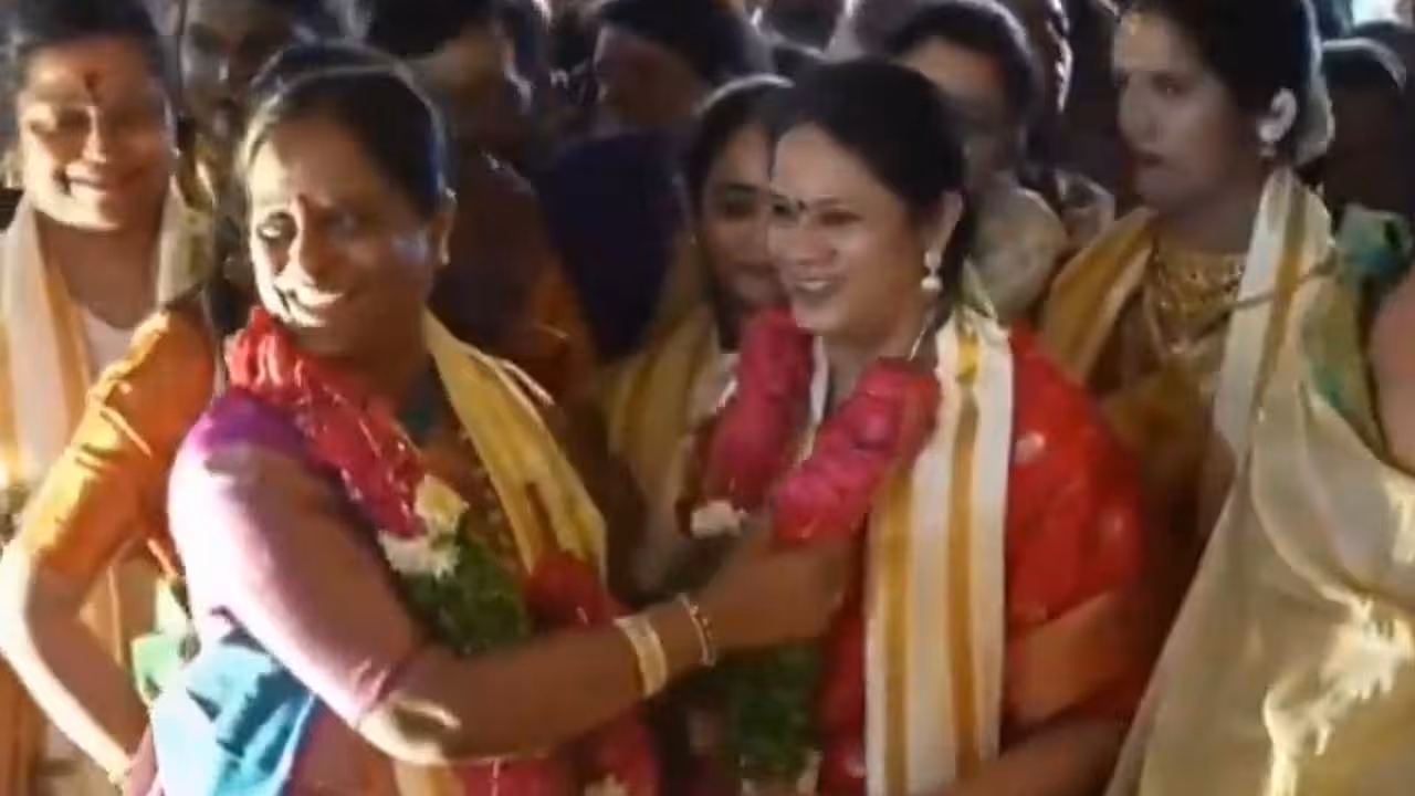 Balkampeta Yellamma | బల్కంపేట ఎల్లమ్మ కల్యాణంలో అరుదైన దృశ్యం.. వీడియో