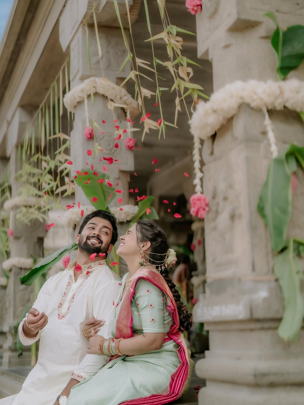 Telugu Serial Actor | ప్రియురాలితో తెలుగు సీరియల్ హీరో ఎంగేజ్మెంట్ – నెట్టింట వైరల్ అవుతోన్న ఫొటోలు - Image 1