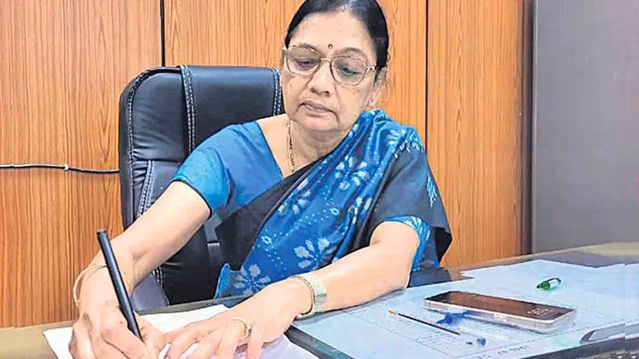 Doctor N Vani | తెలంగాణ వైద్య విద్యా సంచాలకురాలుగా డాక్టర్ ఎన్ వాణి