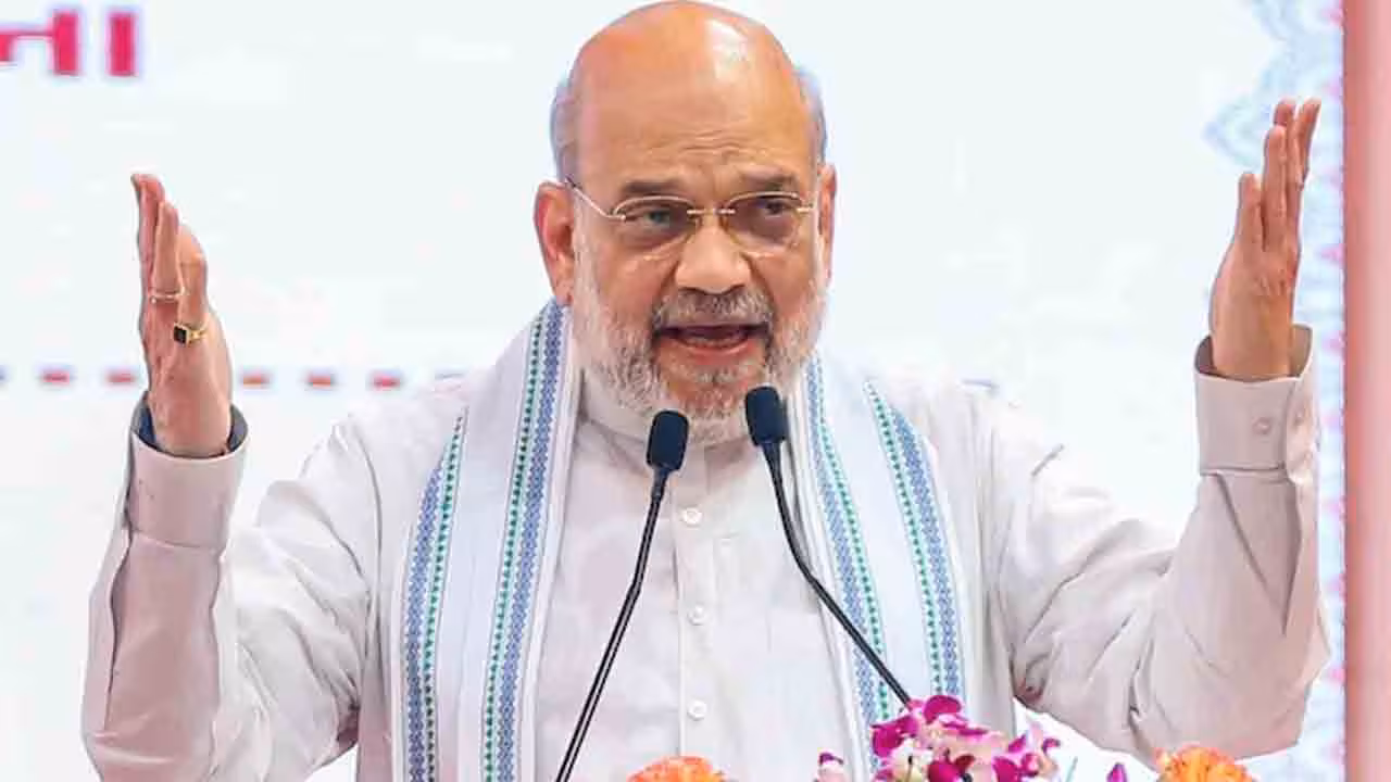 Amit Shah | స్వాతంత్య్ర సమరయోధులను కాంగ్రెస్ అవమానిస్తోంది : అమిత్ షా