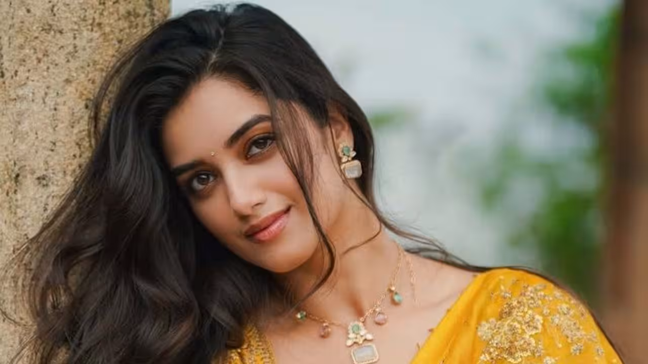 Bhagyashree Borse | బాలీవుడ్ సినిమాలో హీరోయిన్ భాగ్యశ్రీ కాదని.. క్లారిటీ ఇచ్చిన టీ సిరీస్..!
