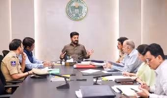 CM Revanth Reddy | పోలీస్ ఉద్యోగ నియామకాలు పకడ్బందీగా నిర్వహించాలి.. అధికారులకు సీఎం రేవంత్ ఆదేశాలు