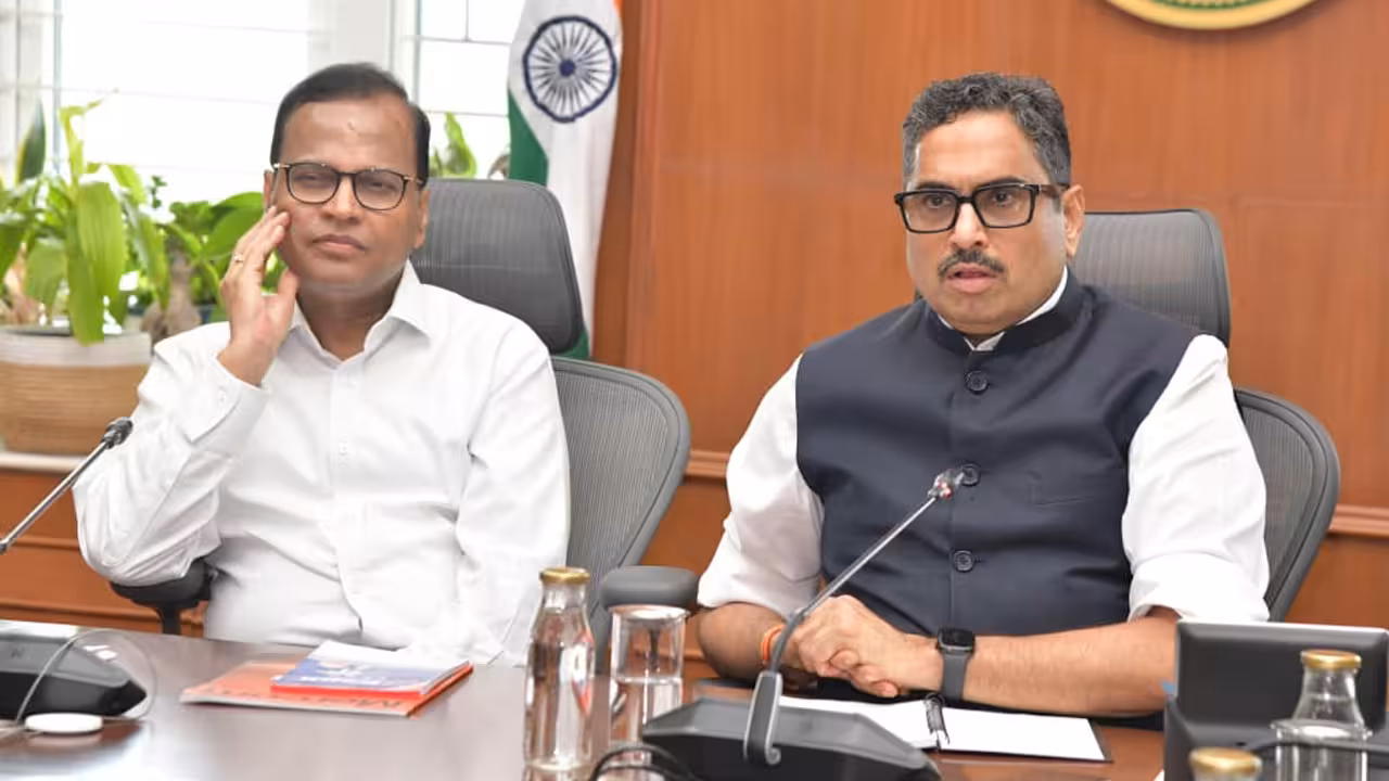 Global Summit | ‘తెలంగాణ రైజింగ్-2026’ సదస్సుకు విస్తృత ఏర్పాట్లు చేయాలి.. సీఎస్ సంజయ్ జాజు ఆదేశాలు..