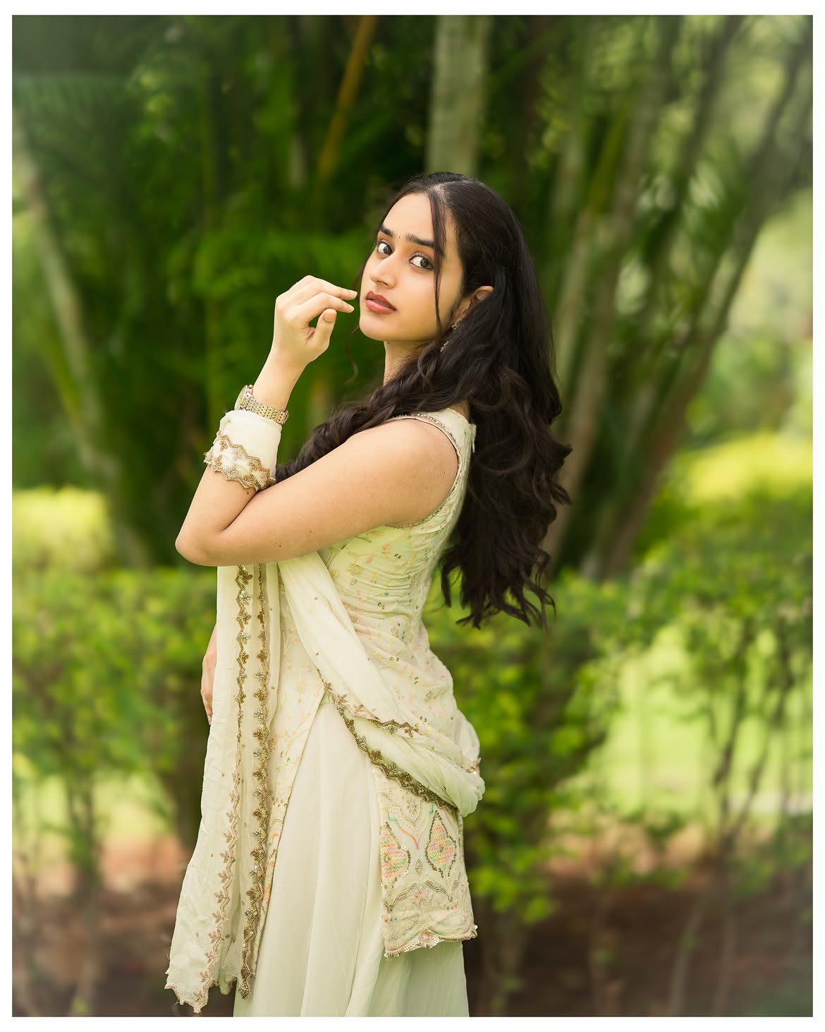 Anchor Charmila | యాంకర్ చర్మిలా కొత్త ఫొటోలపై ఓ లుక్కేయండి! - Image 7