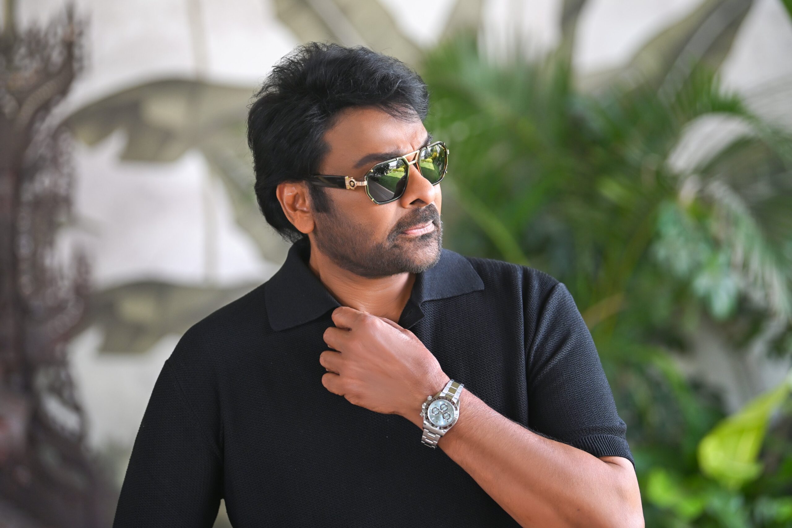 Chiranjeevi | ఏజ్ ఈజ్ జస్ట్ ఏ నంబర్ – 71 ఏళ్ల వయసులో మెగాస్టార్ స్టైలిష్ ఫొటోషూట్ - Image 2