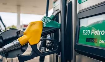 E20 Petrol | ఈ20 పెట్రోల్తోనే మైలేజీ తగ్గదు.. మరోసారి స్పష్టం చేసిన కేంద్రం