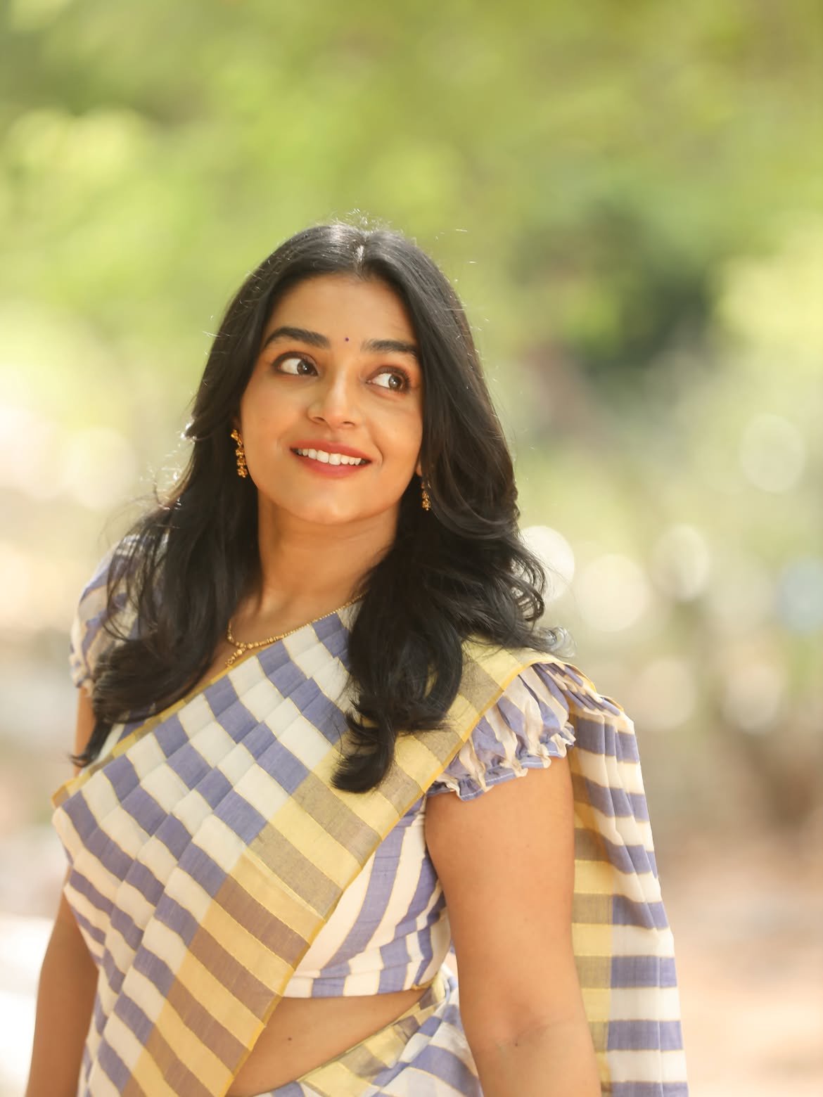Onam | ఓనం పండుగకు సినీ గ్లామర్.. సంప్రదాయ లుక్లో హీరోయిన్ల మెరుపులు! - Image 9