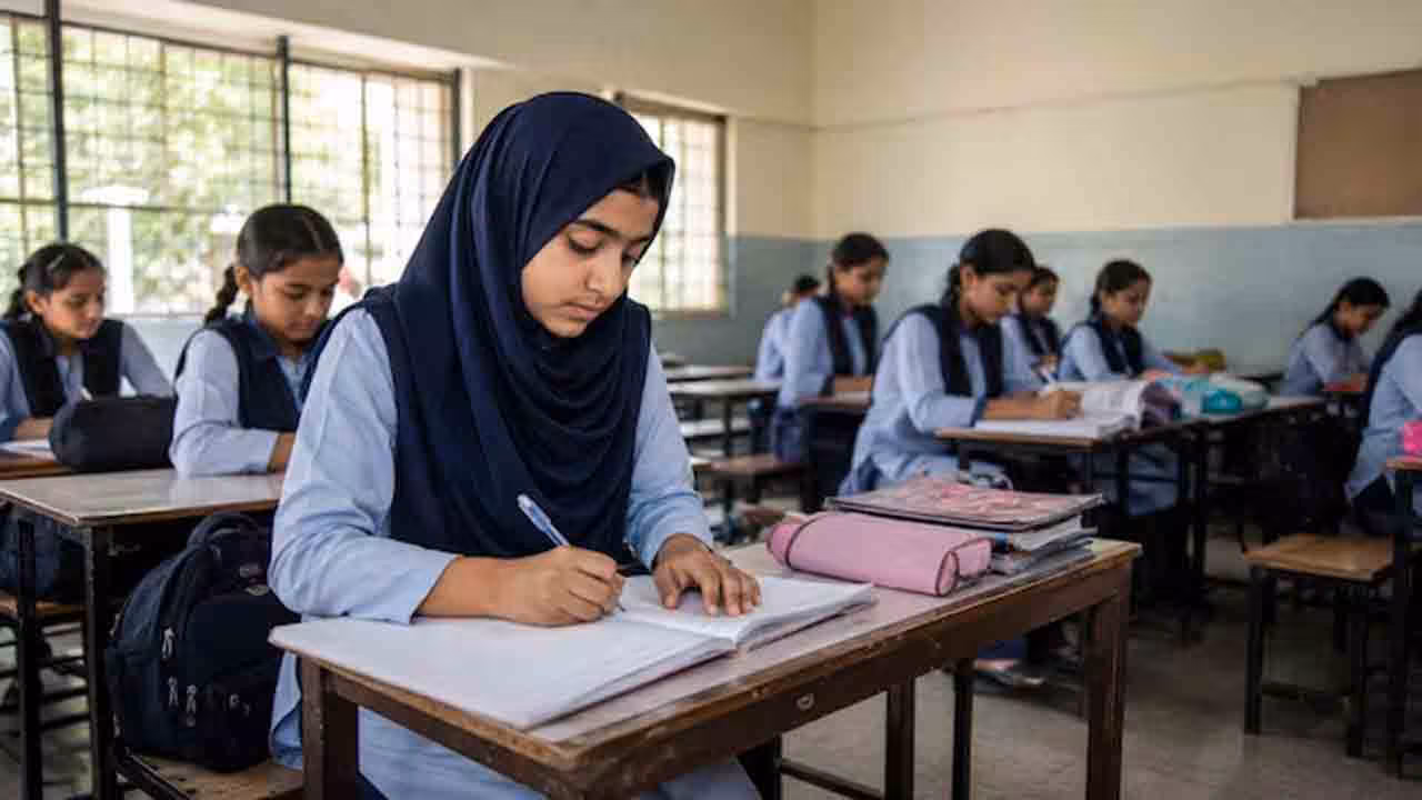 Hijab | ఇస్లాంలో హిజాబ్ తప్పనిసరి కాదు.. అలహాబాద్ హైకోర్టు కీలక వ్యాఖ్యలు