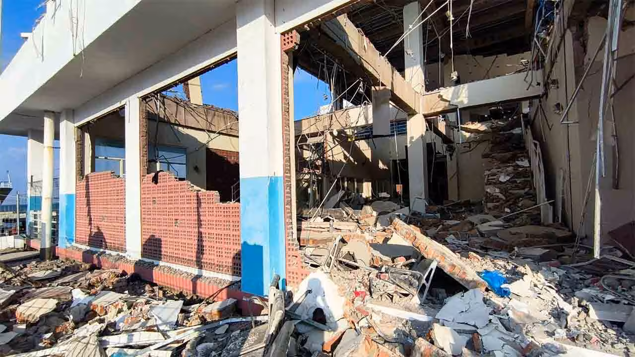 Earthquake | ఇండోనేషియాలో మరోసారి భూకంపం.. 40 మంది మృతి