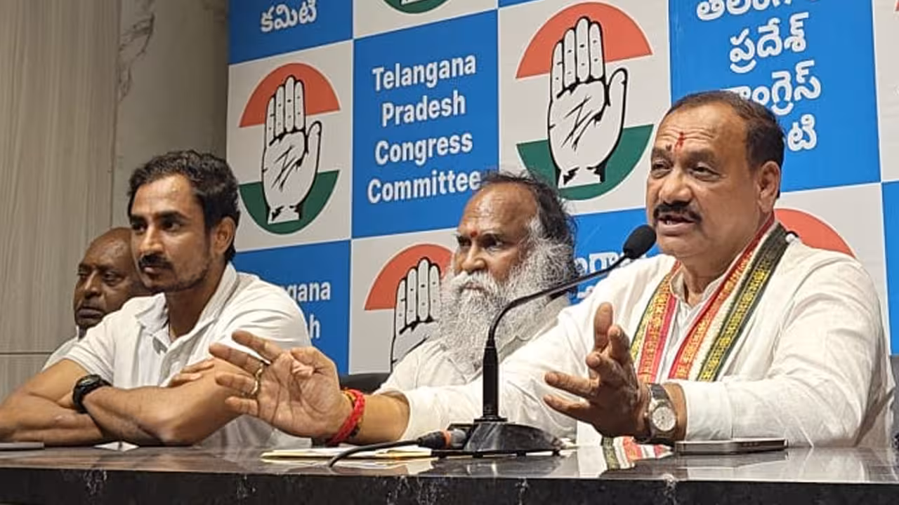 Mahesh Kumar Goud | హరీశ్రావు క్షుద్రపూజలు చేస్తుండు