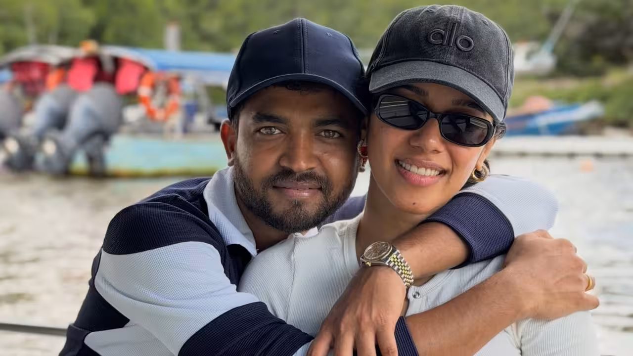 Mirnalini Ravi | ప్రియుడితో ఎంగేజ్మెంట్ చేసుకున్న టాలీవుడ్ హీరోయిన్ – గర్ల్ఫ్రెండ్స్ డే రోజు గుడ్న్యూస్