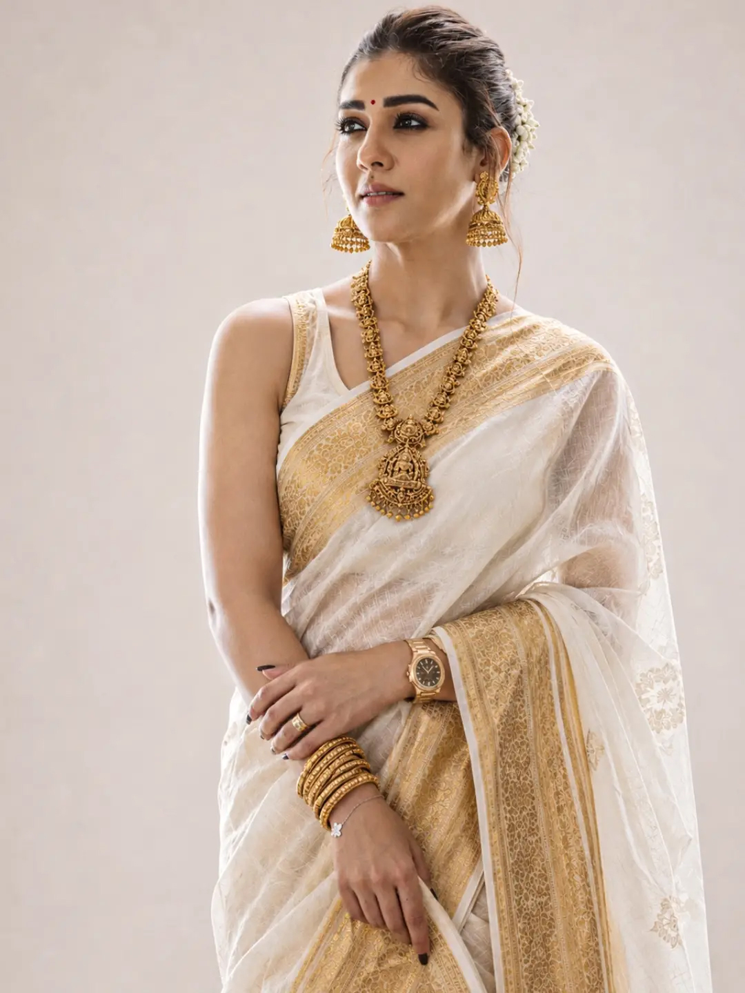 Onam | ఓనం పండుగకు సినీ గ్లామర్.. సంప్రదాయ లుక్లో హీరోయిన్ల మెరుపులు! - Image 22