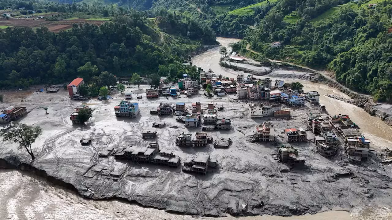 Nepal Flash Floods | 750కి చేరిన మృతుల సంఖ్య.. సుమారు 3 వేల మంది గల్లంతు