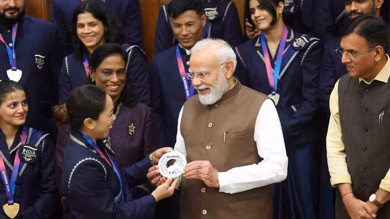 PM Modi | మీ ప్రతి కన్నీటి చుక్కా బంగారు పతకంతో సమానం.. కామన్వెల్త్ పతక విజేతలను అభినందించిన ప్రధాని మోదీ